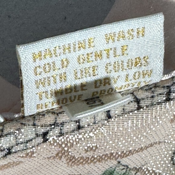 Victoria's Secret Peach Floral Pajama Shorts Set L Satin Sleepwear Vintage - Picture 4 of 14